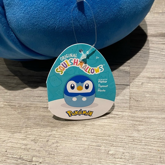 Pokémon Squishmallows 10” Piplup Squishmallow Kellytoy Plush BRAND NEW - Picture 3 of 3